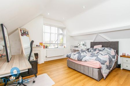 1 bedroom in a house share to rent - Photo 3