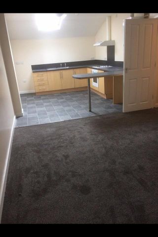 3 bedroom apartment to rent - Photo 3