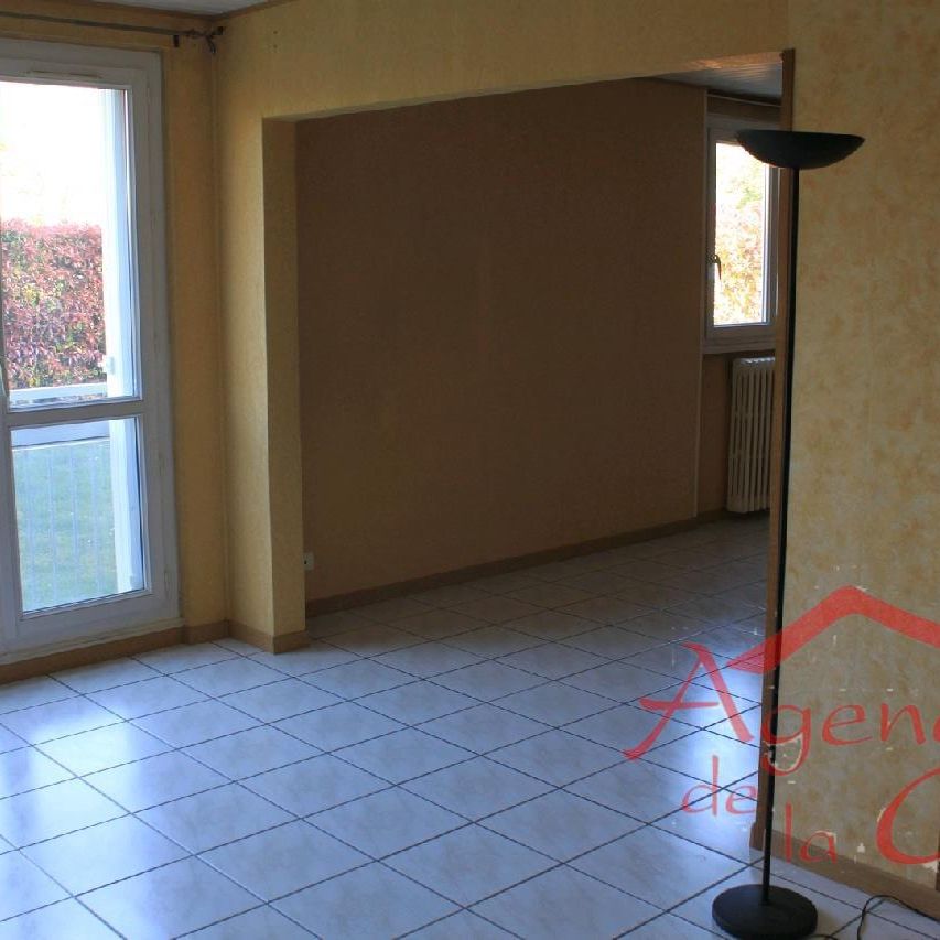 Location Appartement 4 pièces 70m² REIMS 51100 - Photo 1