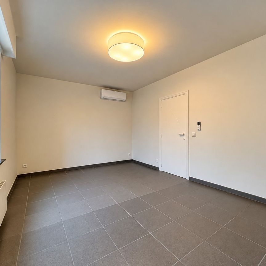 Appartement te huur in Evergem - Photo 1
