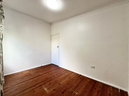 Stunning Family Home! - Photo 5