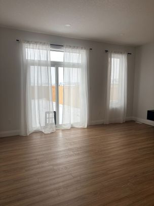 For Lease - 33 Evylean Court, St. Thomas, Ontario - Photo 1