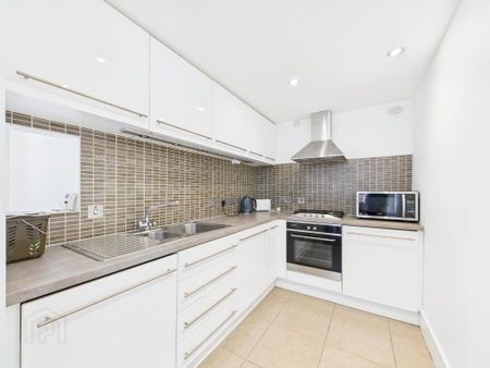 Apartments At, 2 William Street South, Belfast, BT1 4FJ - Photo 5