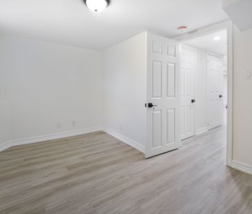 For Lease - 208 Cedarvale Avenue, Toronto, Ontario - Photo 3