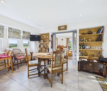 4 bedroom house to rent - Photo 3