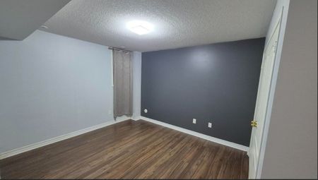 For Lease - 3335 Thomas Street Unit# 5, Mississauga, Ontario - Photo 5