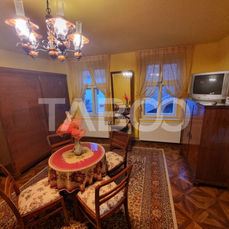 Garsoniera etaj 1 de inchiriat 36 mpu in Centru Istoric Sibi - Fotografie 1