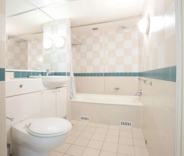 One-Bedroom Unit with Views of Manly Beach - Photo 4