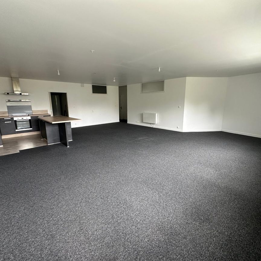 Location Appartement 4 pièces 136m² CHERBOURG-EN-COTENTIN 50100 - Photo 1