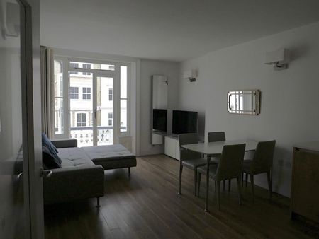 2 Bed Flat, Lexham Gardens, W8 - Photo 2