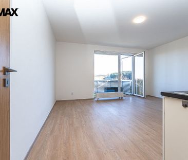 Pronájem bytu 1+kk 32 m² - Photo 1