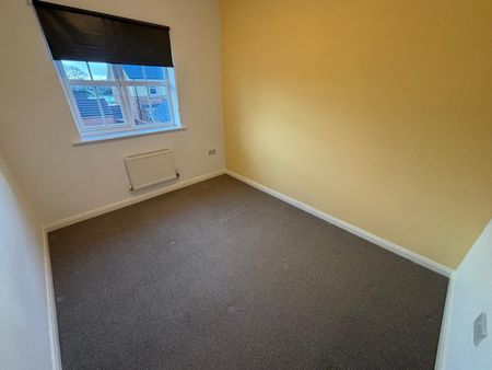 3 bedroom semi-detached house to rent - Photo 5