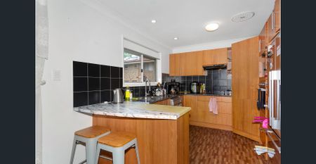 Tropical Retreat With Private Pool in Prime McDowall Location - Photo 3