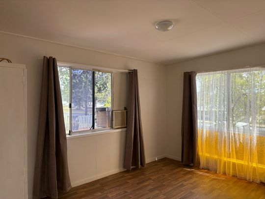 Cosy affordable 2 bedroom home in Wondai - Photo 1