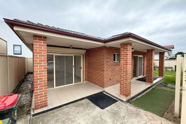 220A Park Road, 2144, Auburn Nsw - Photo 1