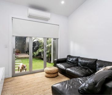 Immaculate 2-Bedroom Townhouse/Loft – Low-Maintenance Luxury in the... - Photo 2