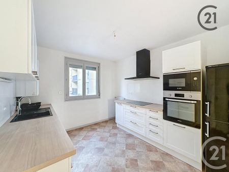 Location Appartement 3 pièces 67m² ST ANDRE LES VERGERS 10120 - Photo 5