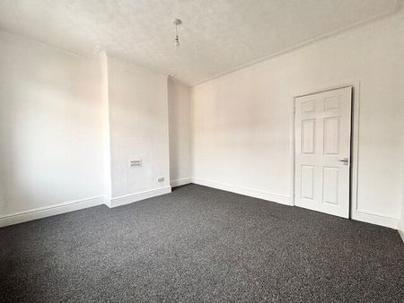 Salisbury Road, Doncaster - Photo 2