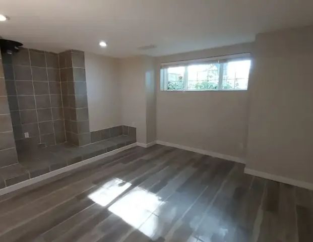 Utilities Included! Walkable! Bikeable! | Edmonton - Photo 1