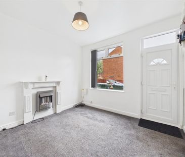 2 BED Terraced House To rent - Photo 2