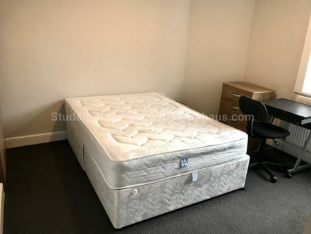 Seaford Road, Salford - Photo 4