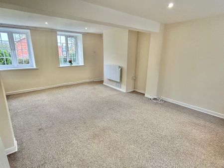 3 bedroom Delightful Three Bedroom Cottage to rent - Photo 3