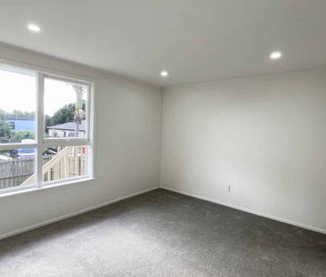 303 Blockhouse Bay - Photo 3