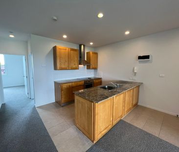 Unit 2B, 63 Kestev Drive, Flat Bush, Auckland - Photo 1