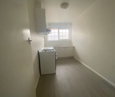 8/19 Sydney Street, Murrumbeena, Vic 3163 - Photo 4