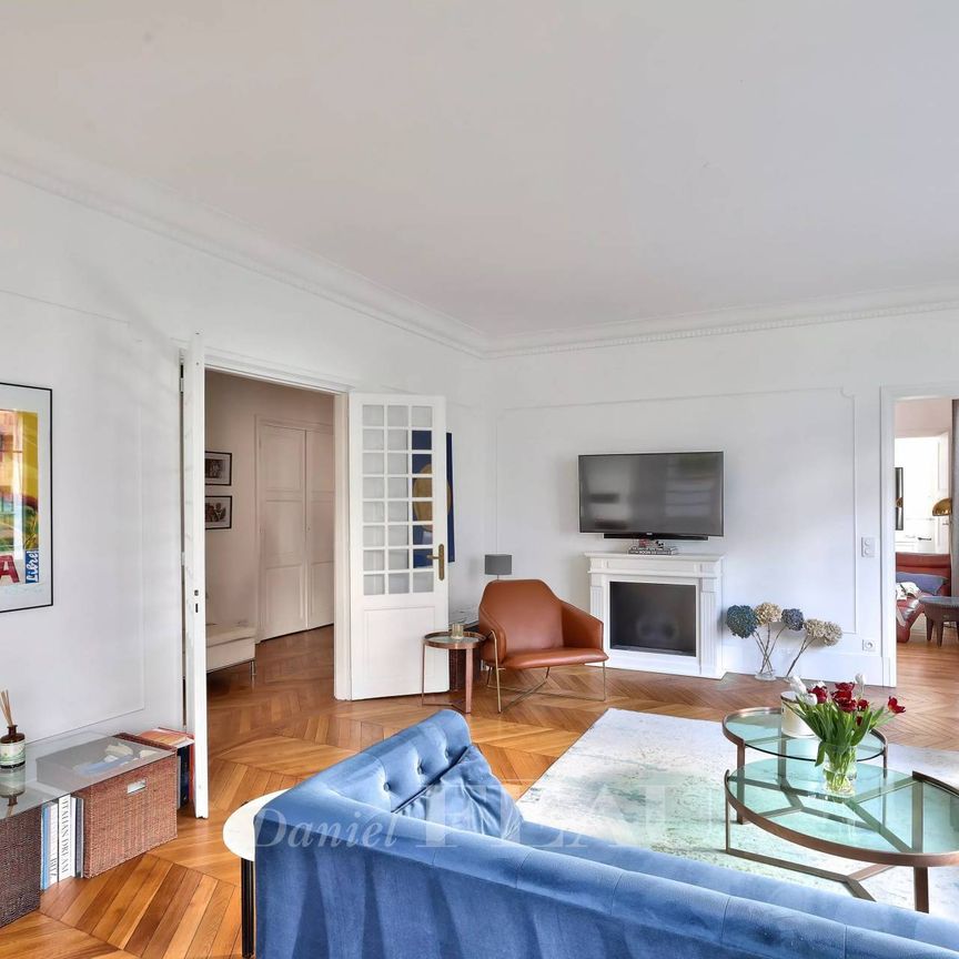 Location appartement, Paris 17ème (75017), 7 pièces, 210 m², ref 83629591 - Photo 1