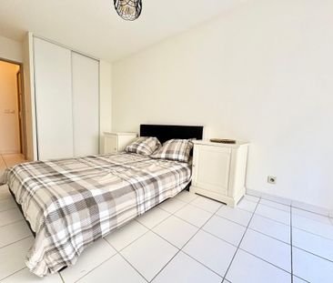 Location Appartement 2 pièces Meublé 46m² NICE 06300 - Photo 5