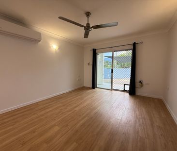 Modernised 2 Bedroom Unit – Pool & Great Location! - Photo 4