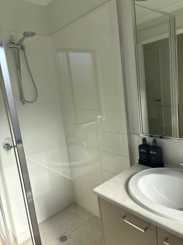 Secret Harbour - Photo 2