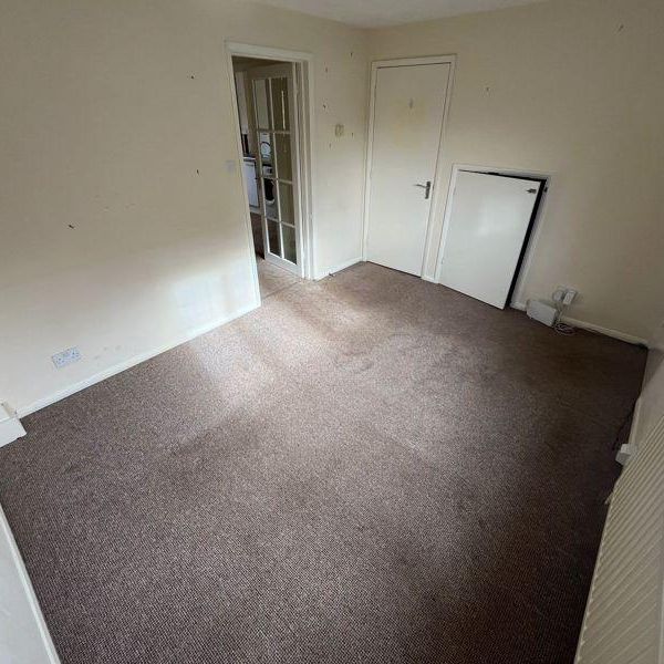 1 bedroom ground floor flat to rent - Photo 1