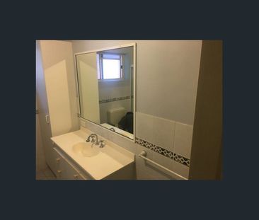 2 bedroom unit in sort after location - Photo 1