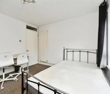 3 Bed Flat, Dartmouth Crescent, BN2 - Photo 6