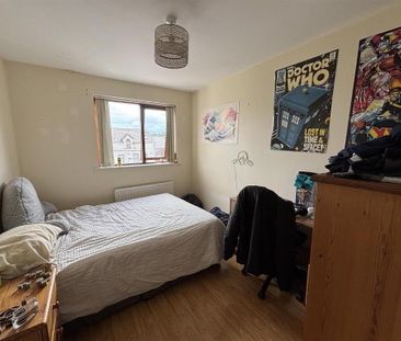 32 Fitzwilliam Square, Rugby Avenue, Belfast, BT7 1JH - Photo 3