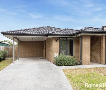 Charming 3-Bedroom Home in Braybrook - Photo 3