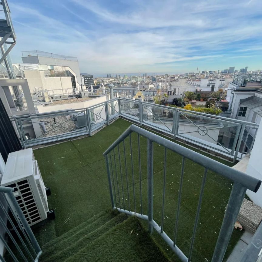 Einzug nach Sanierung -3 ZI Altbau-Maisonette im DG mit Terrasse - Theobaldgasse - Foto 1