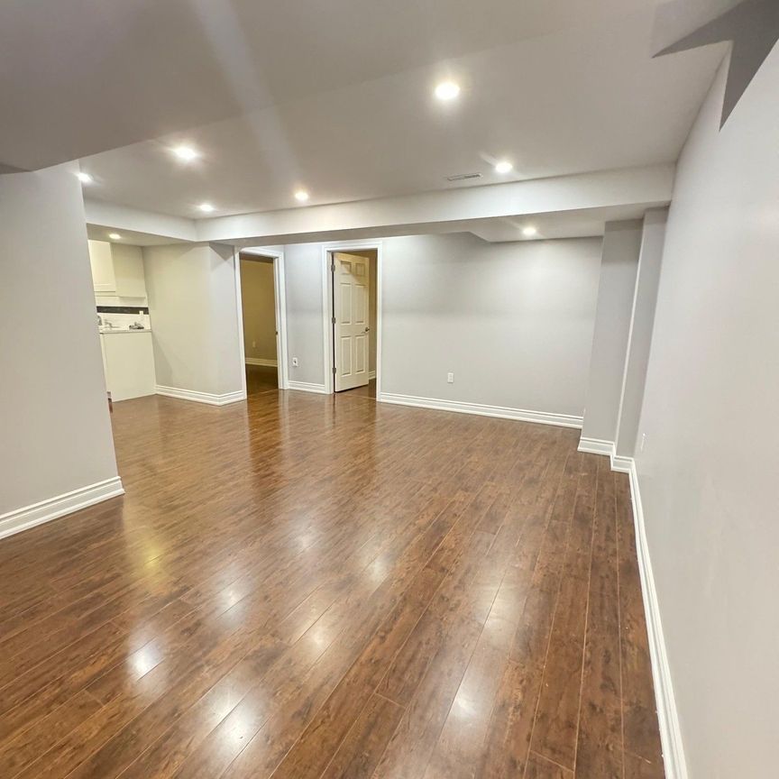 For Lease - 117 Ascalon Drive Unit# Basement, Vaughan, Ontario - Photo 1