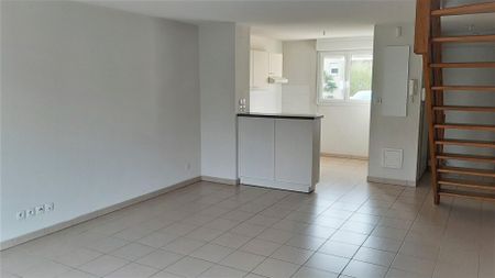 location Appartement T3 DE 66.42m² À USSAC - Photo 3