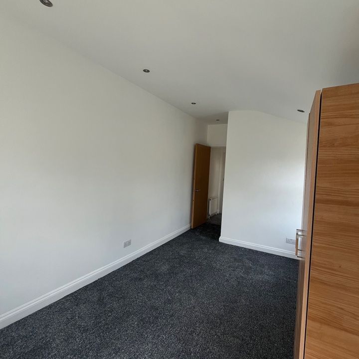 3 Bed Flat, Dunstans Road, SE22 - Photo 1