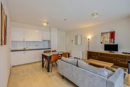 Appartement te huur in Brussel met 1 slaapkamer - Photo 2
