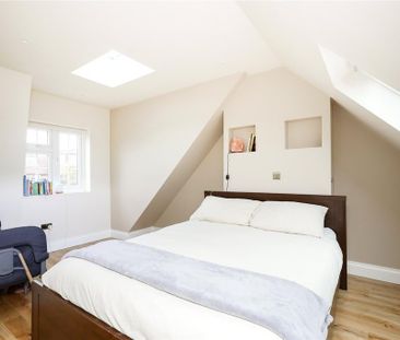 3 bedroom terraced house to rent - Photo 4