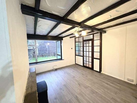 The Beeches, Nottingham, NG3 - Photo 1