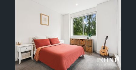 Enviable Living in Waterside Locale - Photo 5