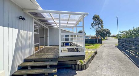 CASTLECLIFF - 4 BEDROOMS - Photo 5