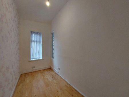 3 bedroom terraced house to rent - Photo 4