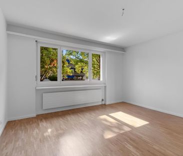 Grosse Aktion! - Gemütliche 3.5 Zimmer-Wohnung mit Balkon! - Foto 2