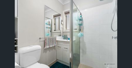 MODERN LOW MAINTEMANCE BRICK TOWN HOUSE IN QUIET SETTING - Photo 5